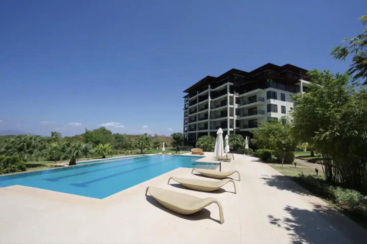 Anvaya Cove Short Term Rental Condos Morong  Extérieur photo